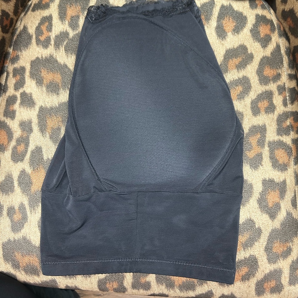Black Shapewear hip & bum